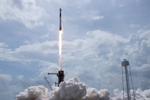 NASA launch hubspot size